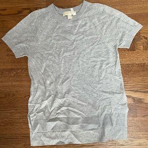 Really pretty Michael Kors t-shirt!